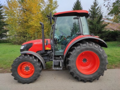 Zemědělský traktor Kubota M4073