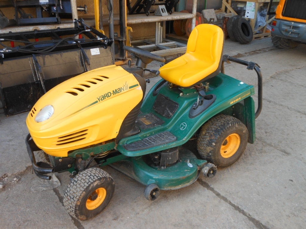 AN 5150 K Deluxe travní traktor Yard-man 