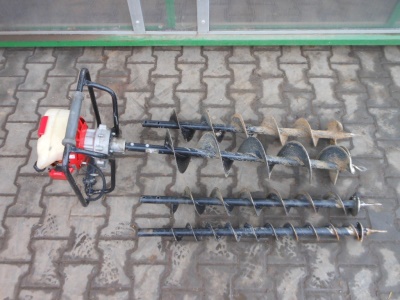 BLUE BIRD NEA 52 - zemní vrták 