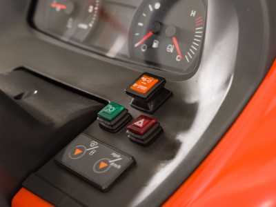 Zemědělský traktor Kubota M 6040 DTN Narrow