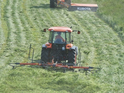 Rotační obraceč Kubota TE4000
