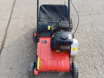 Vertikutátor VeGA GT 5654 benzínový