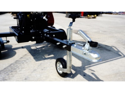 Špalíkovač se spalovacím motorem Model RPS-120 Remet (27 HP) + Pásový dopravník 2,3m + Terénní podvozek