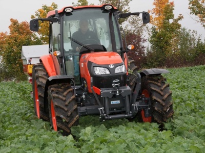 Zemědělský traktor Kubota M 8560