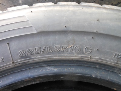 Pneu - Bridgestone 225/65/ R16 C 