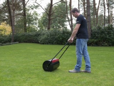 KRTGR9101 - Zahradní válec