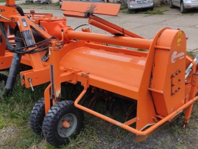 Půdní fréza Struik 4RF 310