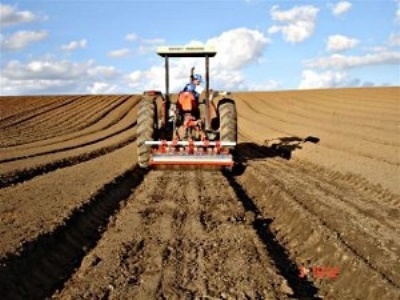 Nesený secí stroj Terradonis JTS-1200
