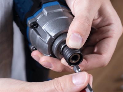 Scheppach C-ID180-X - 20 V IXES aku rázový utahovák (bez baterie a nabíječky)