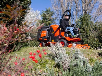 Traktorová sekačka Kubota FC2-221