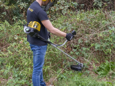 POWXG50200 - Benzinový křovinořez 31cc 4-takt