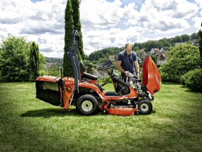 Traktorová sekačka Kubota GR 2120 S