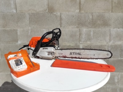 Motorová pila  - Stihl  MS 261  -  lišta 45cm