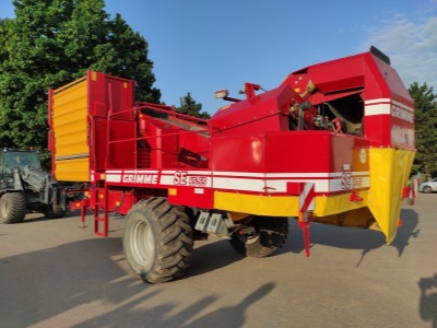 Sklízeč brambor nebo cibule GRIMME SE 75/85-55