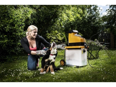 Riwall PRO RES 3044 B - elektrický válcový drtič 3000 W s transparentním boxem