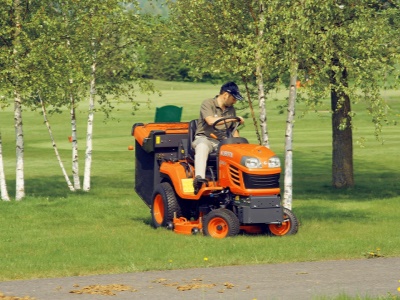 Traktorová sekačka Kubota G23LD/HD