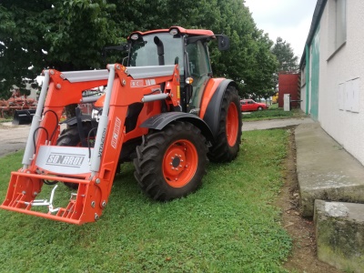 Traktor Kubota M9960