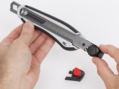 KRTH00204 - Hliníkový odlamovací nůž 18 mm