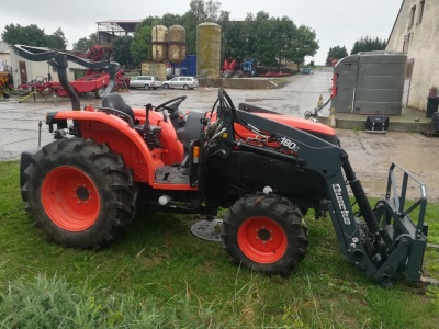 Zemědělský traktor Kubota L5040 s nakladačem Quicke Q180 N