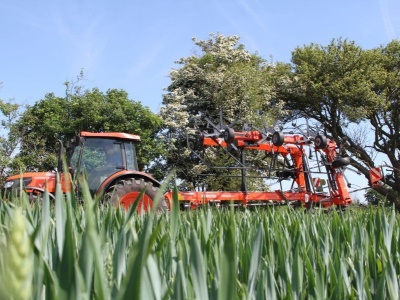 Rotační obraceč Kubota TE10500