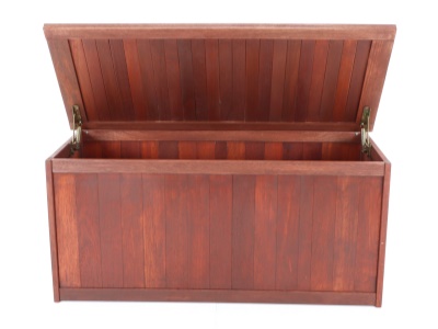 Box VICTORIA