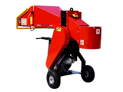 Špalíkovač se spalovacím motorem Model RS-100 Remet (15 HP)