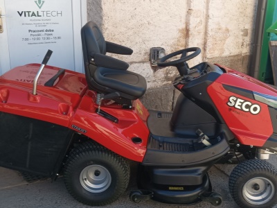 Travní traktor Seco Starjet  UJ - 102