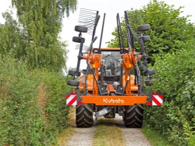 Shrnovač Kubota RA2000