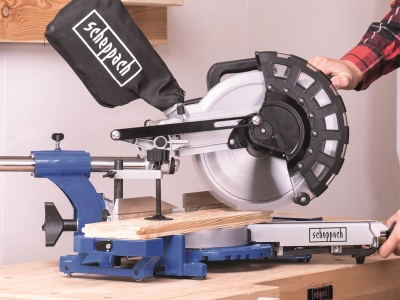 Scheppach HM 254 - pokosová pila s potahem a laserem + 2. kotouč