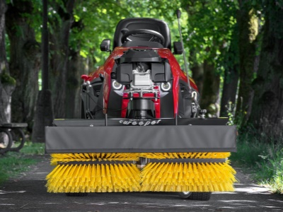 Zametací kartáč motorový