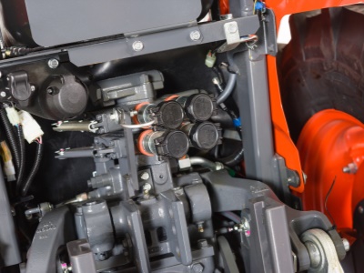 Zemědělský traktor Kubota M 6040 DTN Narrow