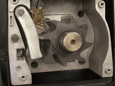 Scheppach GS 60 - elektrický válcový drtič 2800 W s transparentním boxem