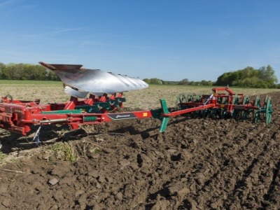 Dvouřadý půdní pěch