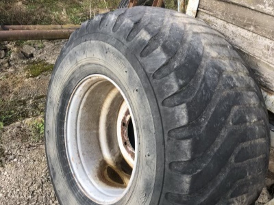 Sklápěcí přívěs Peecon KW 130
