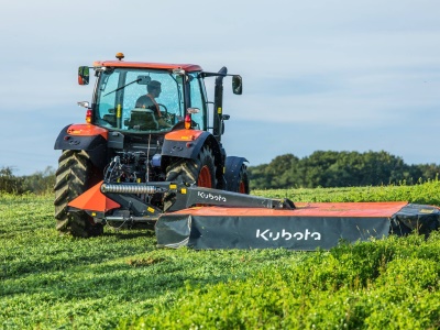 Zemědělský traktor Kubota M5112