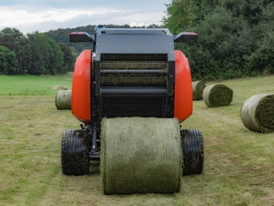 Lis na balíky Kubota BF3200