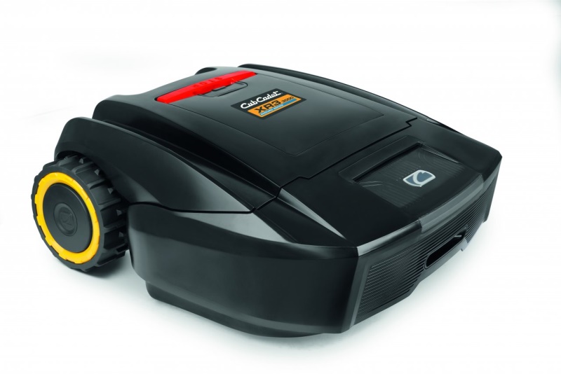Robotická sekačka CubCadet XR3 3000