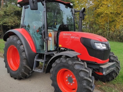 Zemědělský traktor Kubota M4073