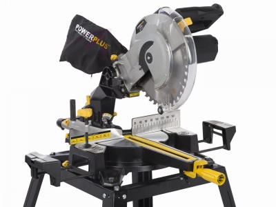 POWX07566T - Pokosová pila s potahem 2 050W / 250mm (stojan)