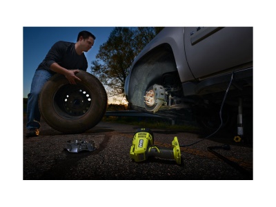 Ryobi R18SPL-0 - aku 18 V LED bodová svítilna ONE+ (bez baterie a nabíječky)