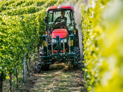 Zemědělský traktor Kubota M5072N Cab