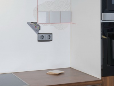 KRT706205 - Laserový úhelník