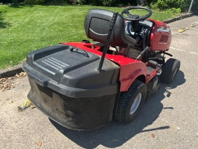 Travní traktor MTD 160/92