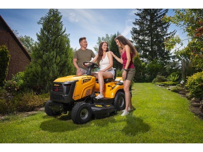 Riwall PRO RLT 102 HRD TWIN - Travní traktor dvouválcový 102 cm se zadním výhozem a hydrostatickou převodovkou