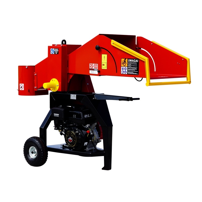 Špalíkovač se spalovacím motorem Model RS-100 Remet (15 HP)