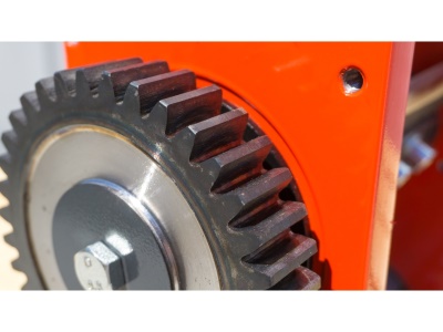 Řezací mechanismus - Model M-80 (průměr větve 8 cm)