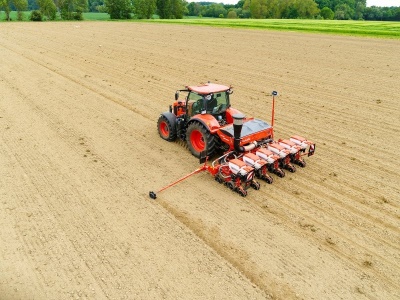 Přesný secí stroj Kubota PP1450