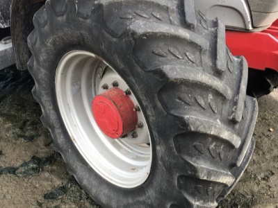 Traktor MCCORMICK MTX 165