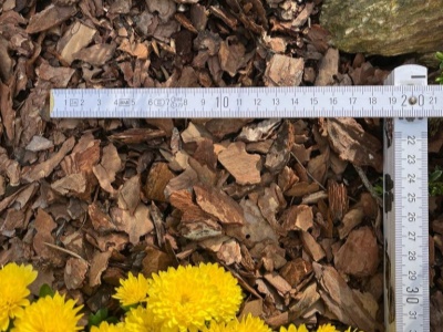 Dekorační piniová kůra 1-5 cm, 1 pytel