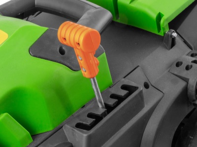 Elektrická sekačka na trávu Procraft NM2100